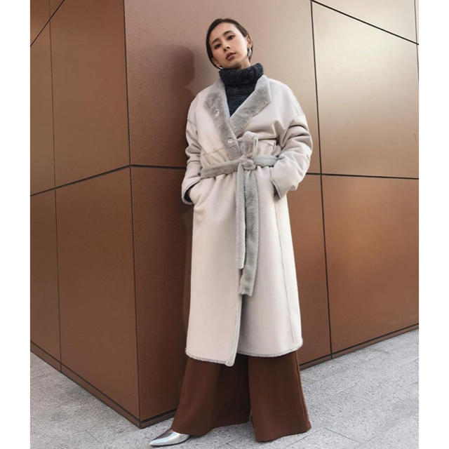 Ameri VINTAGE(アメリヴィンテージ)のameri vintage 2way boa soft long coat レディースのジャケット/アウター(毛皮/ファーコート)の商品写真