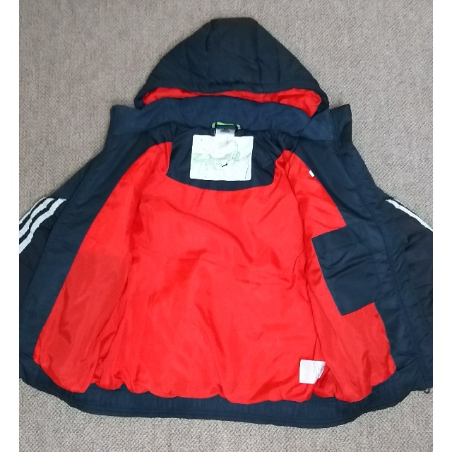 adidas(アディダス)のadidas ダウン 男の子 size130 キッズ/ベビー/マタニティのキッズ服男の子用(90cm~)(ジャケット/上着)の商品写真