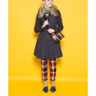 バーバリーブルーレーベル(BURBERRY BLUE LABEL)の限定値下げ！BLUE LABELCRESTARIDGE赤チェックパンツ(カジュアルパンツ)