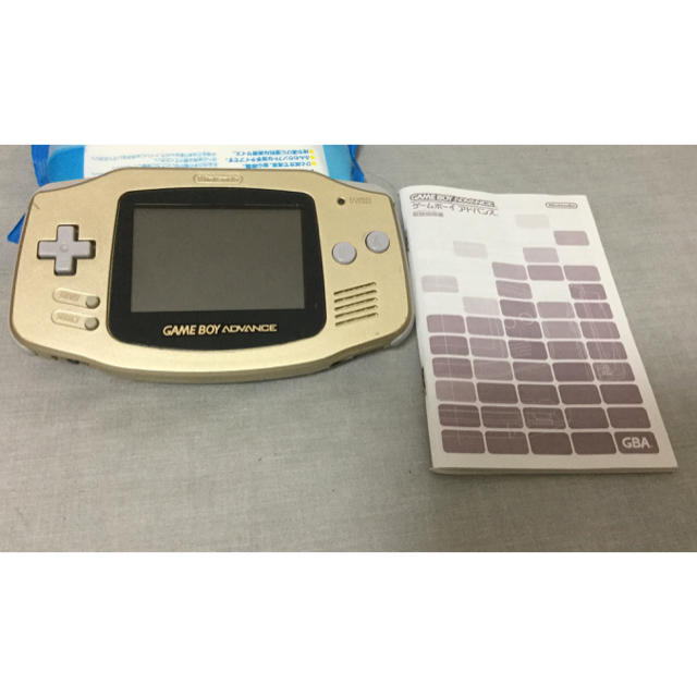 ゲームボーイアドバンス(ゲームボーイアドバンス)の中古 ゲームボーイアドバンス 本体 ゴールド GBA 電池フタ紛失 ゆうパケ込 エンタメ/ホビーのゲームソフト/ゲーム機本体(携帯用ゲーム機本体)の商品写真