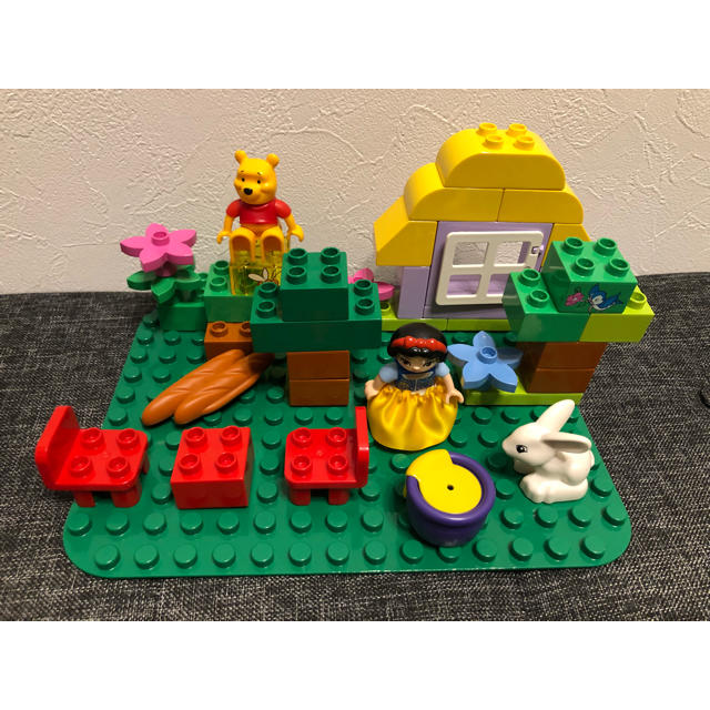 ディズニー LEGO デュプロ 基礎板付き キッズ/ベビー/マタニティのおもちゃ(積み木/ブロック)の商品写真