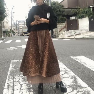 アメリヴィンテージ(Ameri VINTAGE)の再販なし 希少 完売色 ARABESQUE LAYERED SKIRT

(ひざ丈スカート)