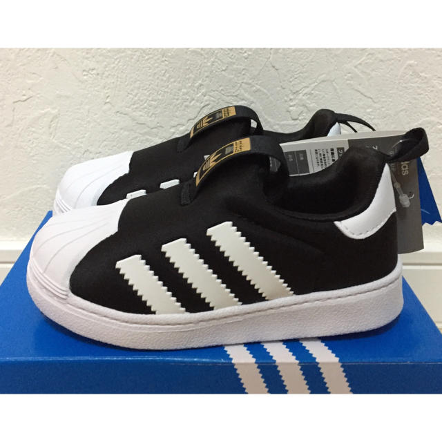 adidas(アディダス)のadidas Originals アディダス スーパースター 13cm キッズ/ベビー/マタニティのベビー靴/シューズ(~14cm)(スニーカー)の商品写真