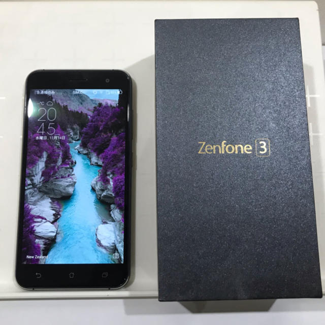 ASUS(エイスース)のASUS SIMフリー ZenFone3 ZE520KL DSDS対応 スマホ/家電/カメラのスマートフォン/携帯電話(スマートフォン本体)の商品写真