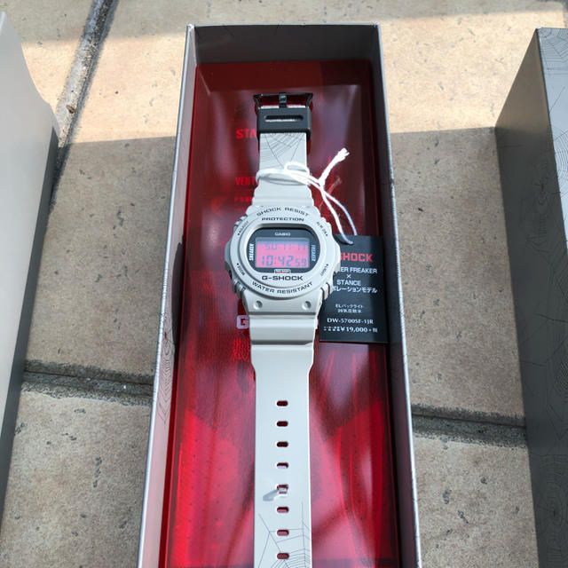 G-SHOCK(ジーショック)のG-SHOCK DW-5700SF-1JR 新品未使用 メンズの時計(腕時計(デジタル))の商品写真