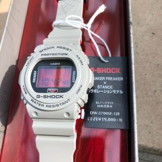 G-SHOCK - G-SHOCK DW-5700SF-1JR 新品未使用の通販 by RR's ...