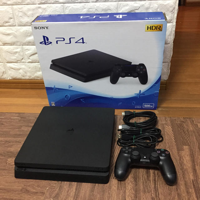 世界的に PS4 本体 CUH-2100A B01 ジェットブラック 500GB 家庭用