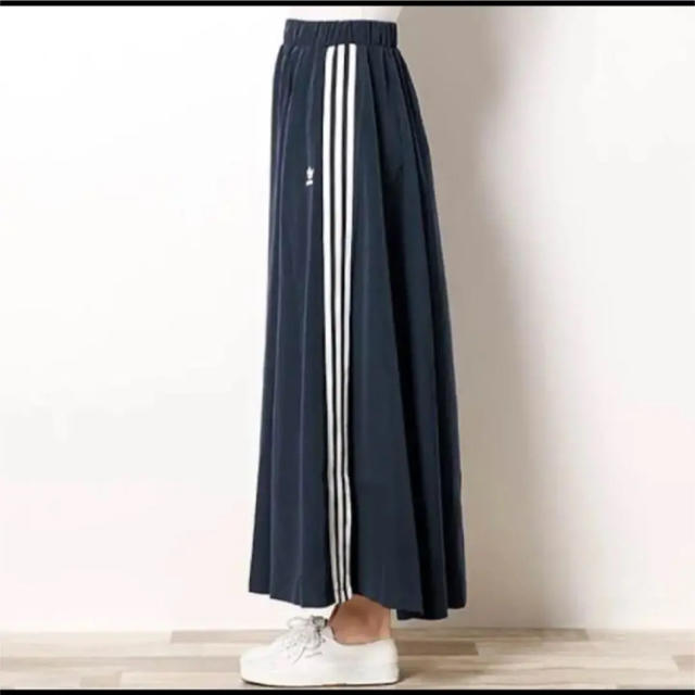 adidas(アディダス)の希少 完売 adidas  ロング スカート マキシ レディースのスカート(ロングスカート)の商品写真