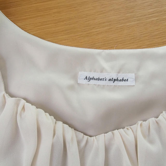 Alphabet's Alphabet(アルファベットアルファベット)のAlphabet's Alphabet のフォーマルドレス レディースのフォーマル/ドレス(ミディアムドレス)の商品写真