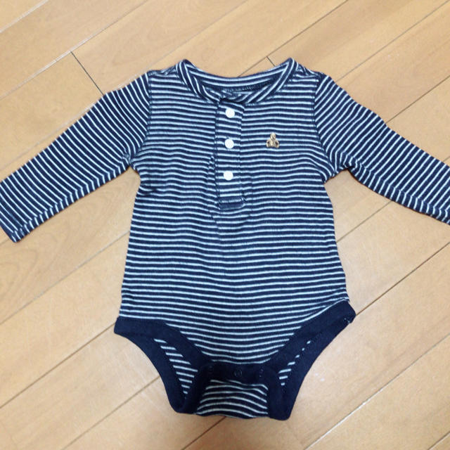 babyGAP(ベビーギャップ)のbabygap 60cm ロンパース キッズ/ベビー/マタニティのベビー服(~85cm)(ロンパース)の商品写真