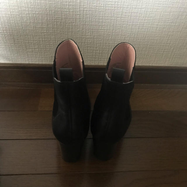 ZARA ショートブーツ 1