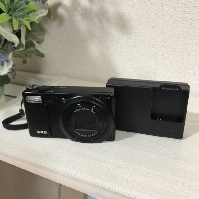 RICOH(リコー)のRICOH CX5 デジタルカメラ スマホ/家電/カメラのカメラ(コンパクトデジタルカメラ)の商品写真