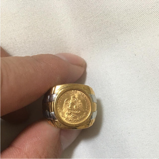 しょう様専用リング 18k  2ペソ 金貨  21.6k pt900 指輪 メンズのアクセサリー(リング(指輪))の商品写真