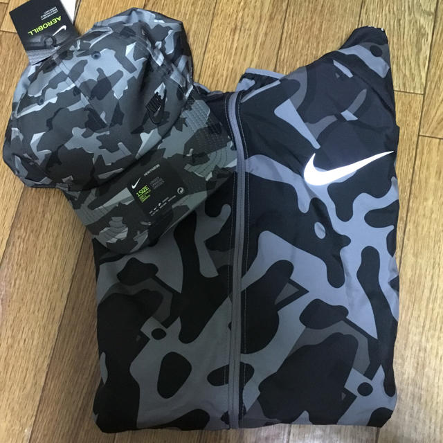 NIKE(ナイキ)のテン様 専用 メンズのトップス(パーカー)の商品写真