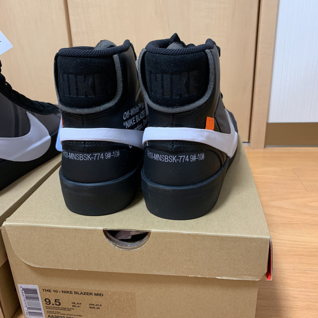 NIKE(ナイキ)のblazer nike offwhite ブレザー オフホワイト メンズの靴/シューズ(スニーカー)の商品写真