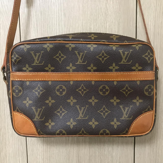 LOUIS VUITTON(ルイヴィトン)の【外観かなり綺麗】　ルイ・ヴィトン　モノグラム　コンピエーニュ　クラッチバッグ レディースのバッグ(クラッチバッグ)の商品写真