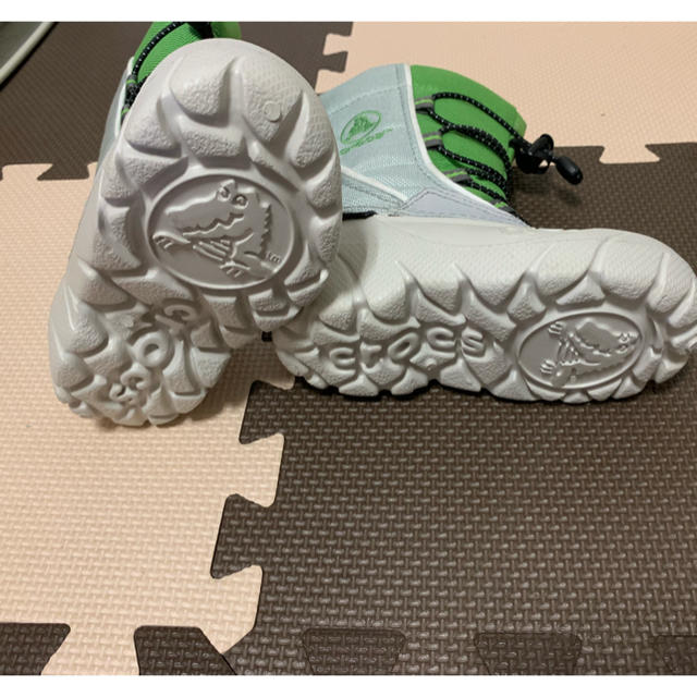 crocs(クロックス)のばあむくーへん様専用 キッズ/ベビー/マタニティのキッズ靴/シューズ(15cm~)(ブーツ)の商品写真