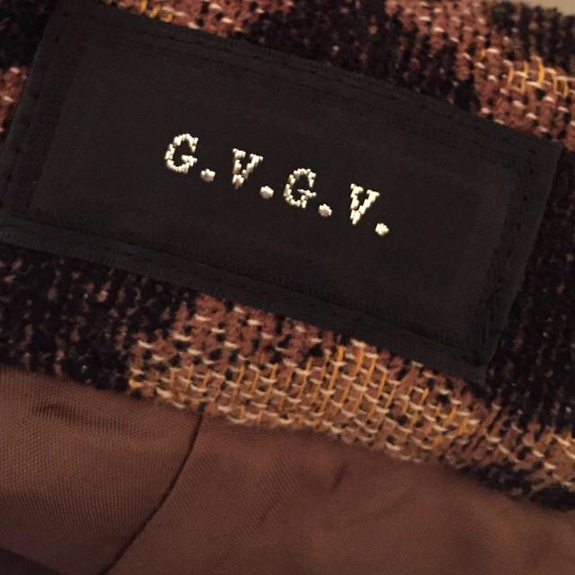 G.V.G.V.(ジーヴィジーヴィ)のG.V.G.V レオパードパンツ レディースのパンツ(クロップドパンツ)の商品写真