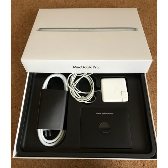 Apple 13インチの通販 by れん's shop｜アップルならラクマ - MacBook Pro 新作人気