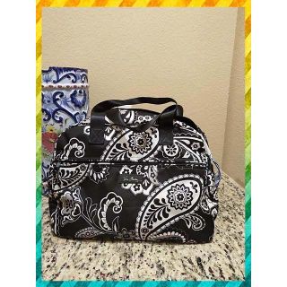 ヴェラブラッドリー(Vera Bradley)の国内発送！新品同様VERA BRADLEY素敵なボストンバック(ボストンバッグ)