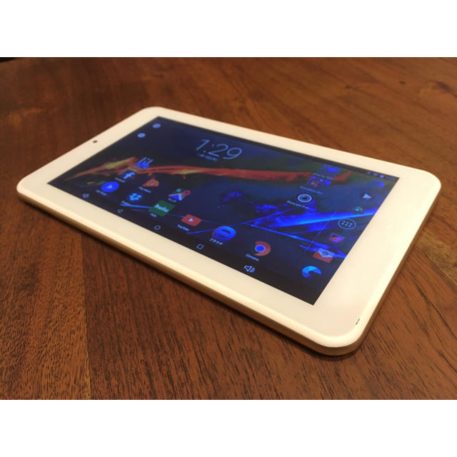 aoson スリム Android タブレット スマホ/家電/カメラのPC/タブレット(タブレット)の商品写真