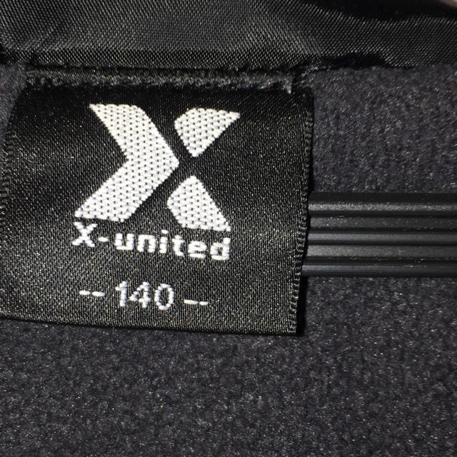 X-United 中綿ベンチコート スポーツ/アウトドアのサッカー/フットサル(その他)の商品写真