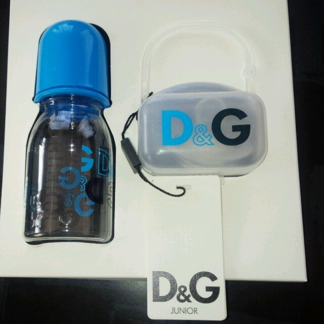 DOLCEGABBANA - D&G 限定ベイビー哺乳瓶セットの通販 by CHANEL's shop|ドルチェアンドガッバーナならラクマ