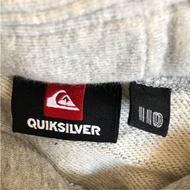 QUIKSILVER(クイックシルバー)のパーカー110 キッズ/ベビー/マタニティのキッズ服男の子用(90cm~)(ジャケット/上着)の商品写真