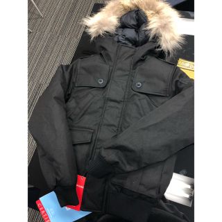 カナダグース(CANADA GOOSE)のNOBIS ノビス キッズ 120くらい 新品未使用！(ジャケット/上着)