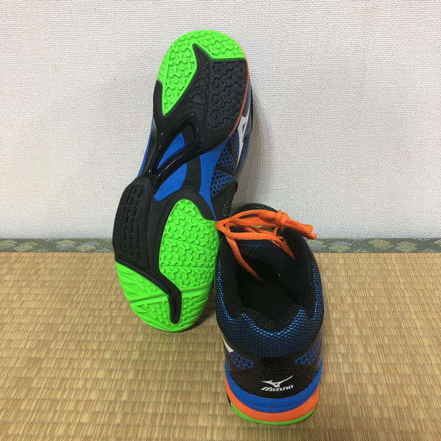 MIZUNO(ミズノ)のvamos様専用 ミズノ テニスシューズ 26.5cm スポーツ/アウトドアのテニス(シューズ)の商品写真