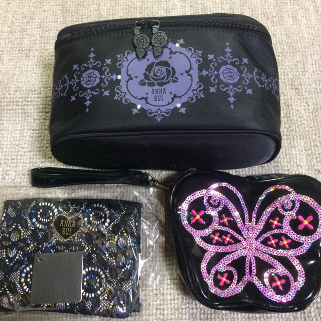 ANNA SUI(アナスイ)のアナスイ  ポーチ2点&新品ティッシュケース レディースのファッション小物(ポーチ)の商品写真