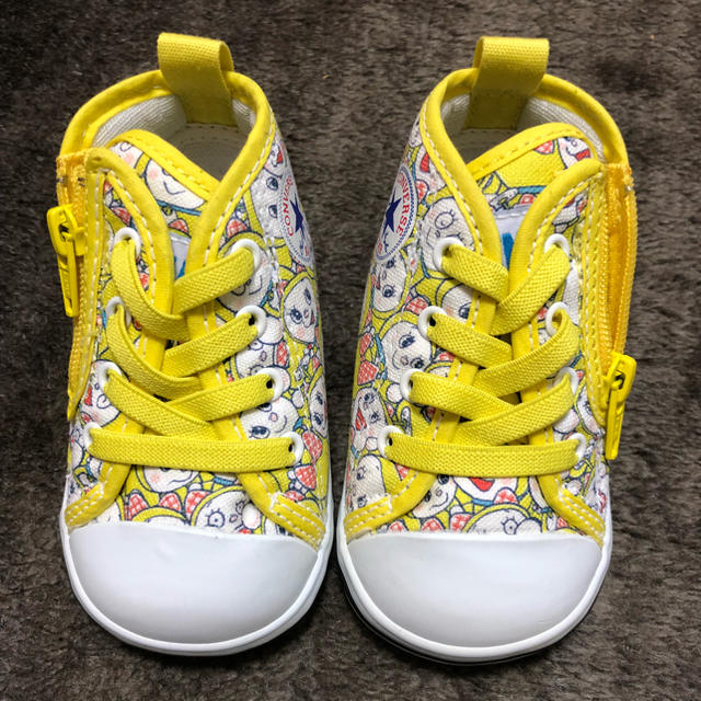 CONVERSE(コンバース)の【8794様専用】CONVERSE ドラえもん スニーカー Kidsのみ キッズ/ベビー/マタニティのベビー靴/シューズ(~14cm)(スニーカー)の商品写真