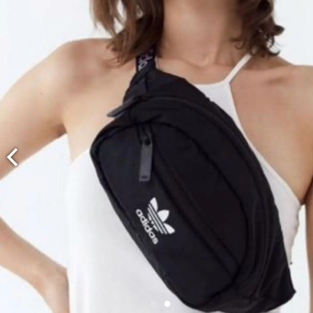 adidas(アディダス)の◆adidas◆ロゴ入りショルダーバッグ・クロスボディ メンズのバッグ(ボディーバッグ)の商品写真