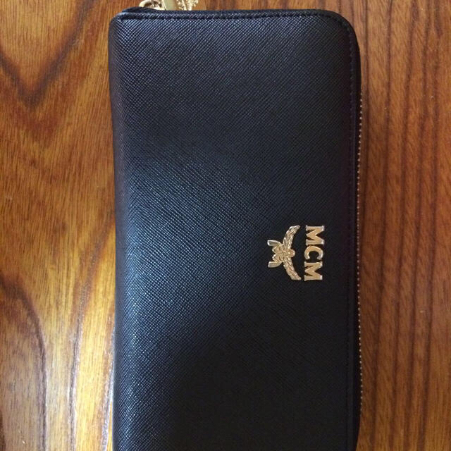 MCM(エムシーエム)のMCM 財布 🇰🇷💘 レディースのファッション小物(財布)の商品写真