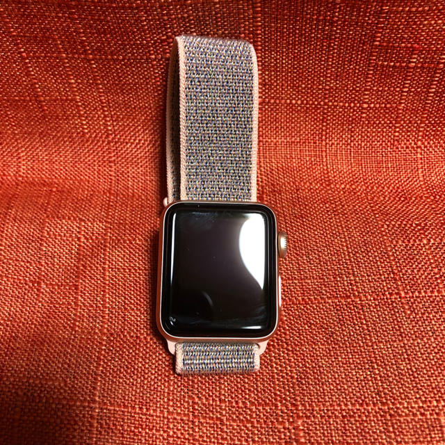 新作人気 Apple - Watch Apple Watch セルラーモデル series3 腕時計(デジタル)