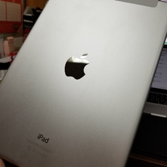 タブレットipad air2 wi-fi+Cellular 64GB