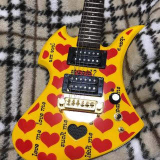 フェルナンデス(Fernandes)のイエローハート アンプ内蔵ミニギター(エレキギター)