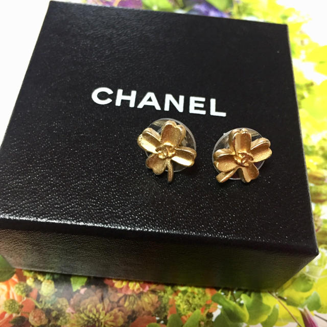 CHANEL シャネル クローバー  ピアス