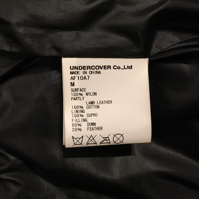 UNDERCOVER(アンダーカバー)のUNDERCOVER AFFA ダイヤキルティング袖レザーダウンM美中古  メンズのジャケット/アウター(ダウンジャケット)の商品写真