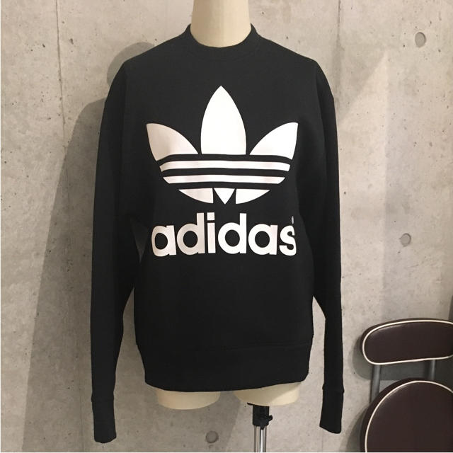 adidas×HYKE  アディダスオリジナル トレーナー