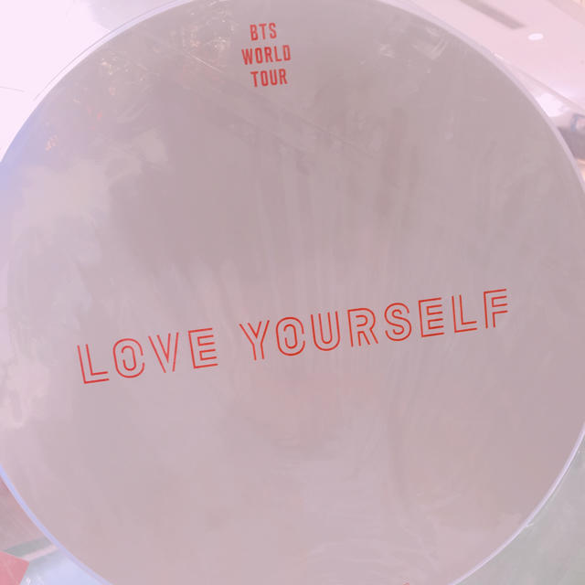 防弾少年団(BTS)(ボウダンショウネンダン)のBTS love your self東京ドームグッズジミンjiminじみんうちわ チケットの音楽(K-POP/アジア)の商品写真