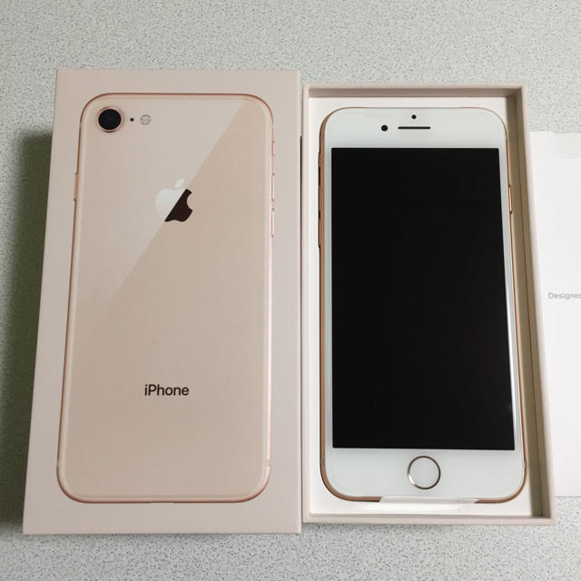 新品 iPhone 8 64GB ゴールド  simフリー