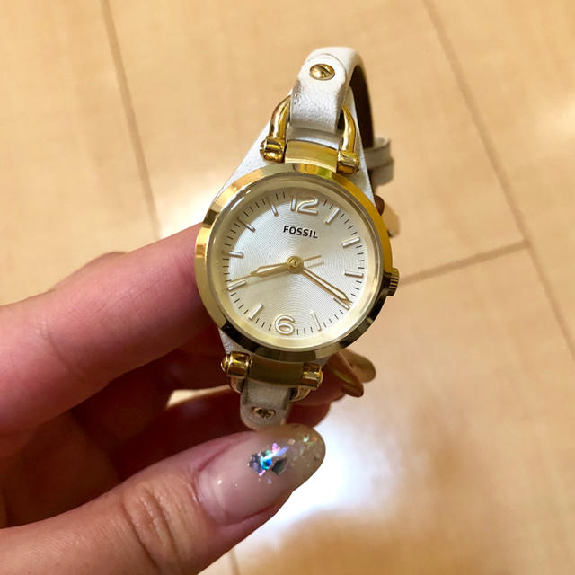 FOSSIL(フォッシル)のFOSSIL レディース 腕時計 白 レディースのファッション小物(腕時計)の商品写真