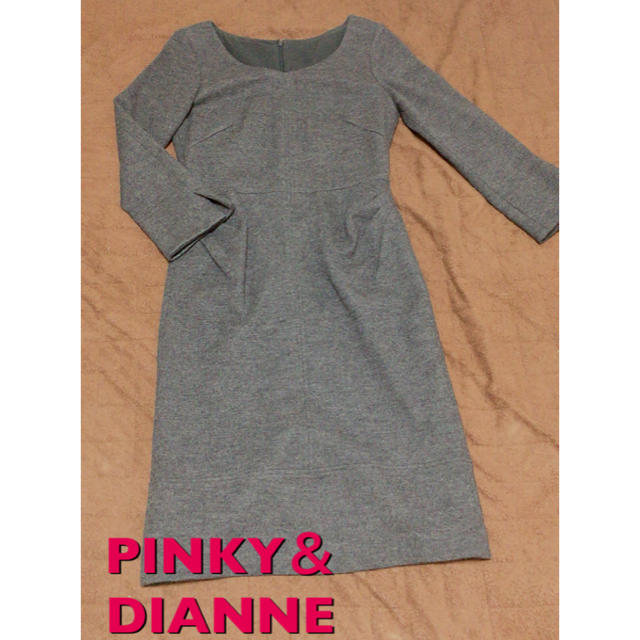 Pinky&Dianne(ピンキーアンドダイアン)のピンキーアンドダイアン ダークグレー タイトワンピース レディースのワンピース(ひざ丈ワンピース)の商品写真