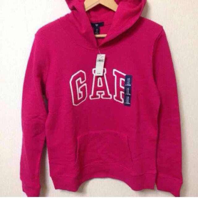 GAP(ギャップ)のタグ付き❤︎GAP ロゴパーカー ピンク レディースS レディースのトップス(パーカー)の商品写真