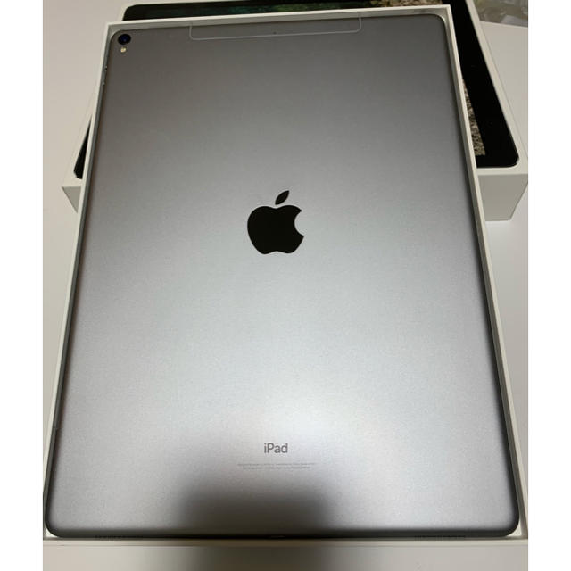 iPad(アイパッド)の【オマケ多数】iPad pro 12.9inch 256GB スマホ/家電/カメラのPC/タブレット(タブレット)の商品写真