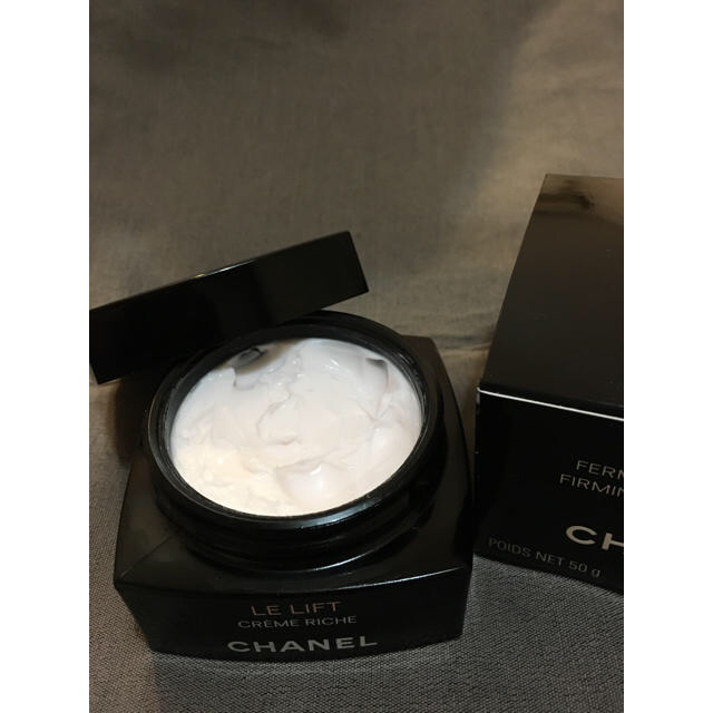 CHANEL(シャネル)のシャネル フェイスクレーム  コスメ/美容のスキンケア/基礎化粧品(フェイスクリーム)の商品写真