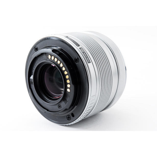 OLYMPUS(オリンパス)の☆コンパクトな標準レンズ☆M.ZUIKO 14-42mm II R シルバー スマホ/家電/カメラのカメラ(レンズ(ズーム))の商品写真
