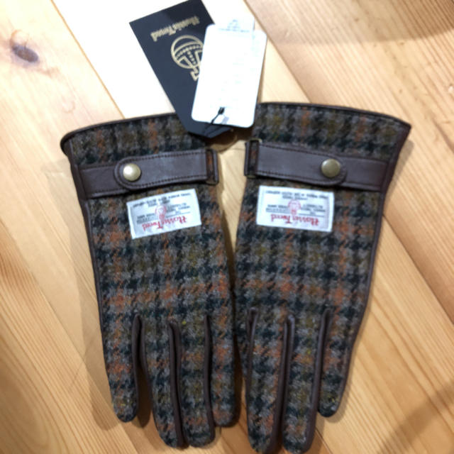 Harris Tweed(ハリスツイード)の新品未使用Harris Tweed手袋 レディースのファッション小物(手袋)の商品写真