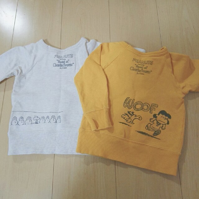 F.O.KIDS(エフオーキッズ)の値下げしました！F.O.KIDSのスヌーピーのトレーナー2枚セット キッズ/ベビー/マタニティのベビー服(~85cm)(トレーナー)の商品写真